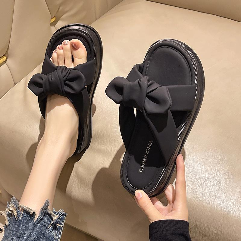 Slippers women's summer outer wear fashionable new high-end sense with skirt fashionable cross bow thick bottom sandals