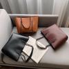 Black Fashion Shoulder Bag Large Capacity Brand Tote Bag PU Leather Luxury Design Tote Bag Commuter Wedding Party Chain Handbags
