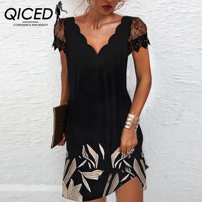 Damen Kurzarmkleid mit V-Ausschnitt, Wellenmuster und Patchwork-Spitze