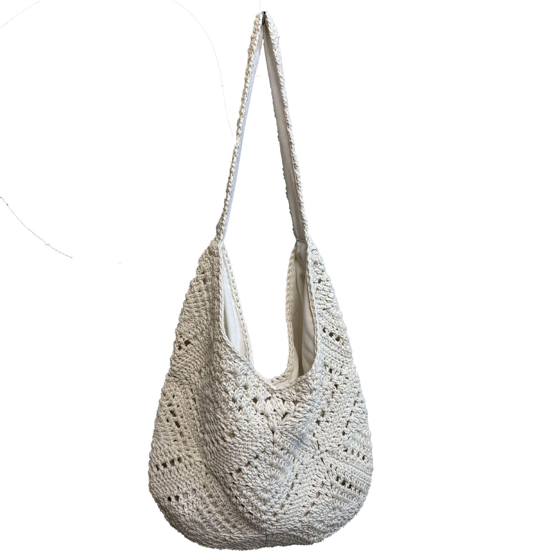

Korean-Style Woven Straw Beach Bag: Versatile Single-Shoulder for Women 33cm wide, 40cm high, woven