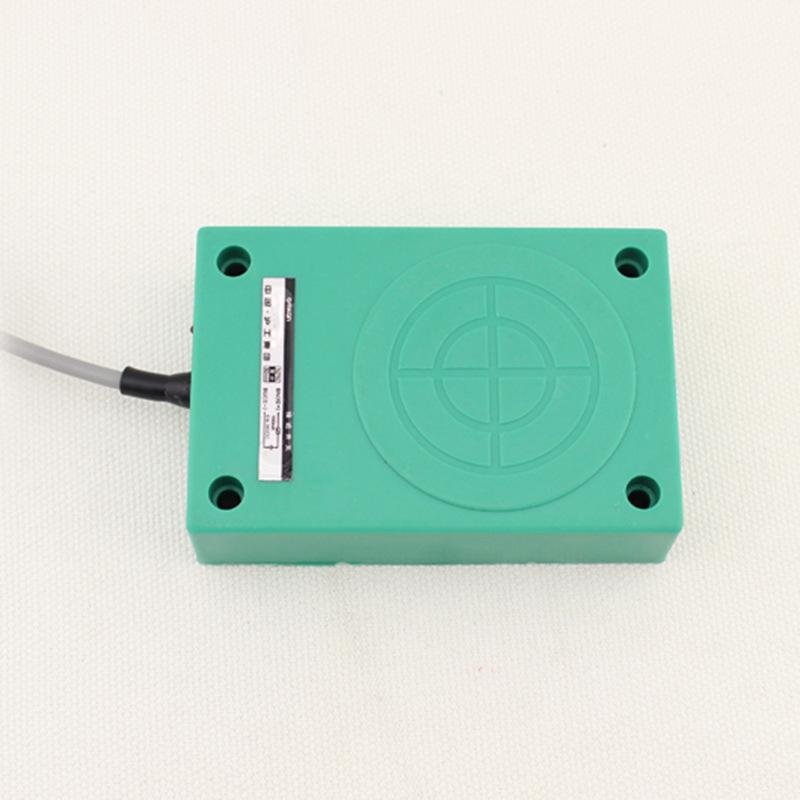 Huguang LMF43-3040NANBPAPBNCPCLALB2040ABC Rectangular Inductive Proximity Sensor