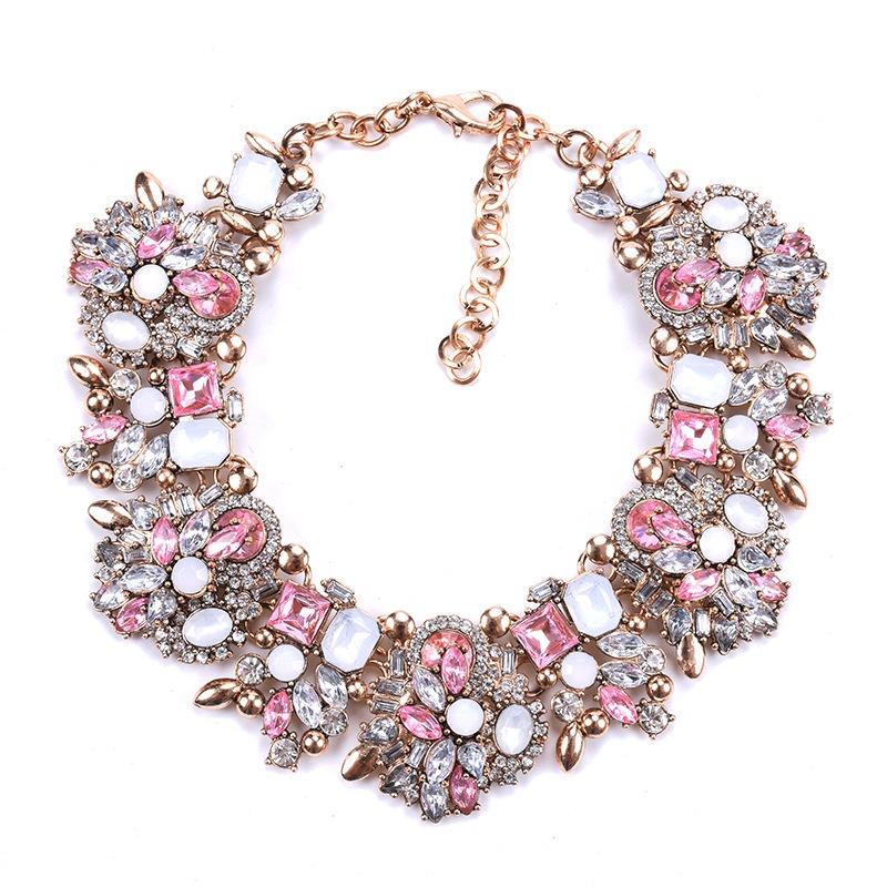 

Trendy Women s Necklace With Floral Design And Dazzling Gemstones StyleG