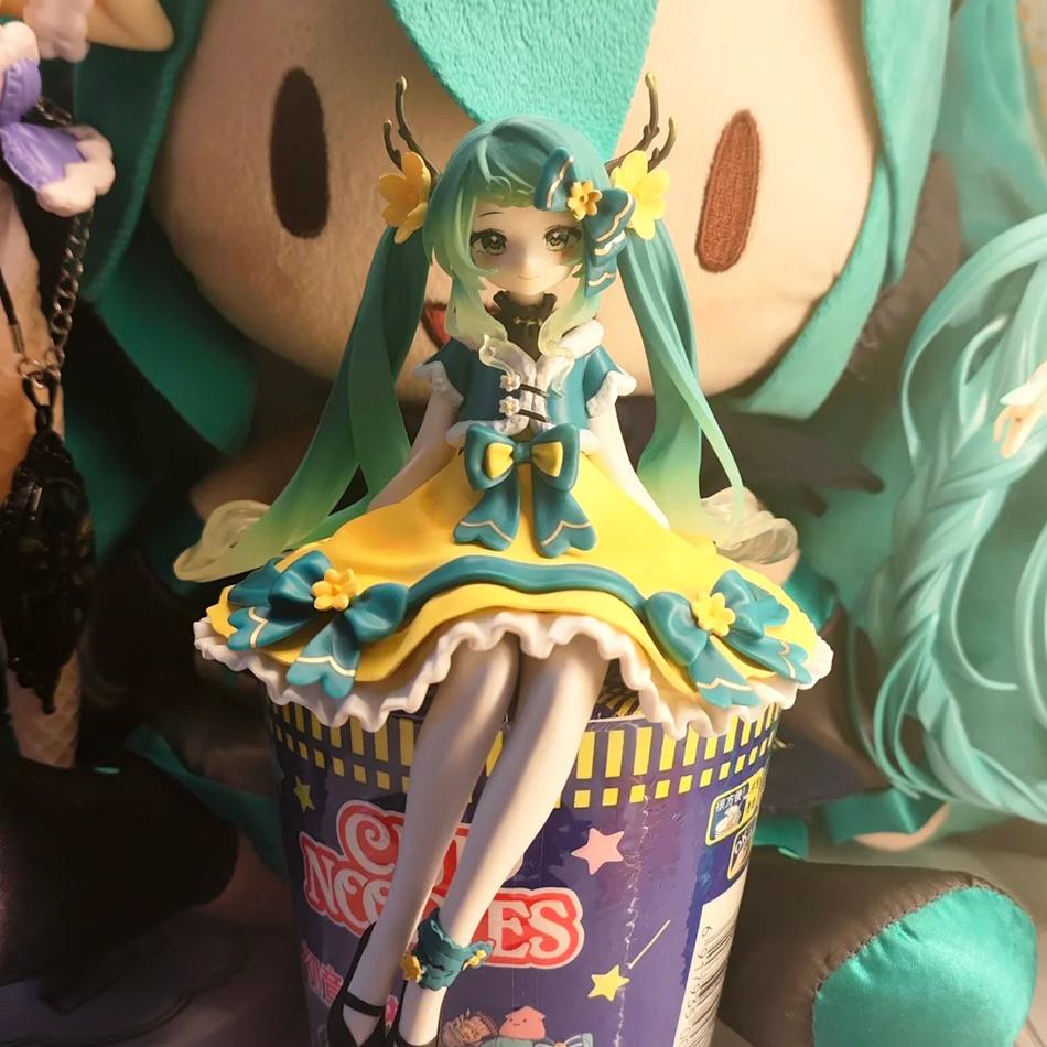 14cm Fashion Hatsune Miku Anime Figure Flower Fairy Hatsune Miku Action Figures Kawaii Girl Figurine PVC Collection Model Toys