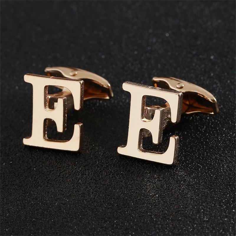 Exklusive goldene Alphabet Manschettenknöpfe für Herren - Elegantes Design für französische Hemden