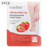 Sadoer Masque pour les pieds adoucissant et éclaircissant à la niacinamide à la fraise, traitement rajeunissant, masque pour les pieds