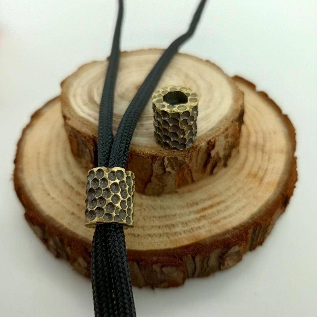 Meteorite Crater EDC Paracord Lanyard: Knife, Flashlight, Keychain Pendant - Creative DIY Cultural Plaything.