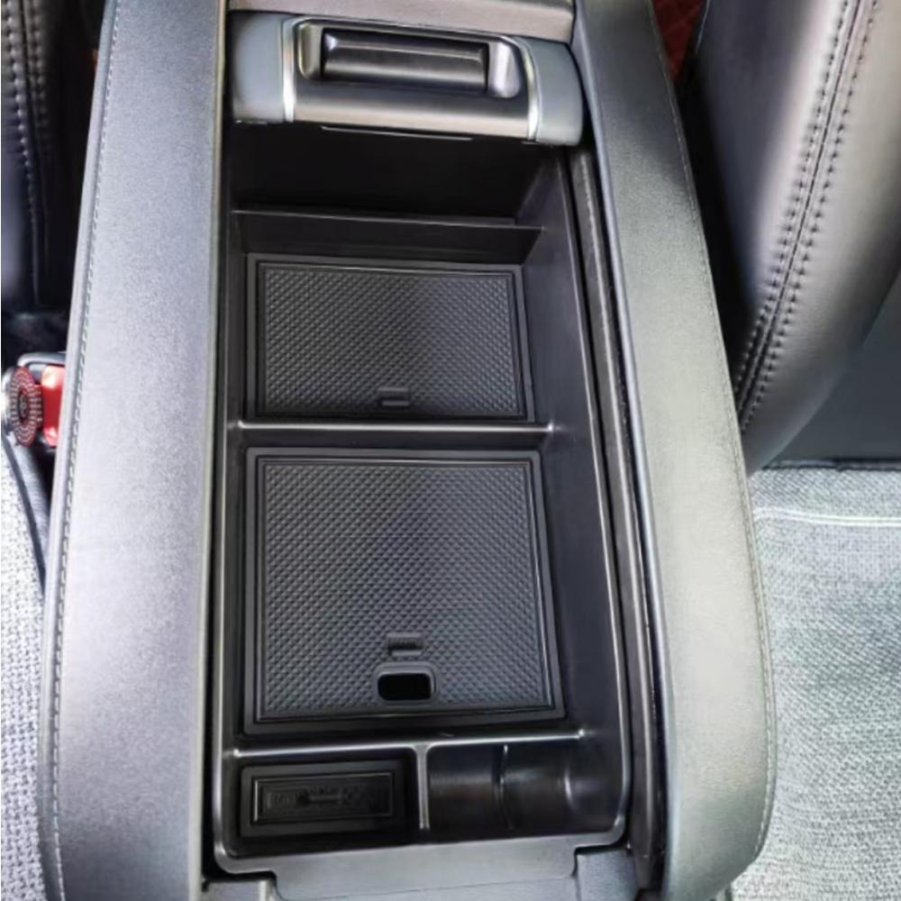 Center Console Organizer Tray Armrest Hidden Storage Box For Toyota Highlander XU70 2020~2026 Hybrid Car Accessories