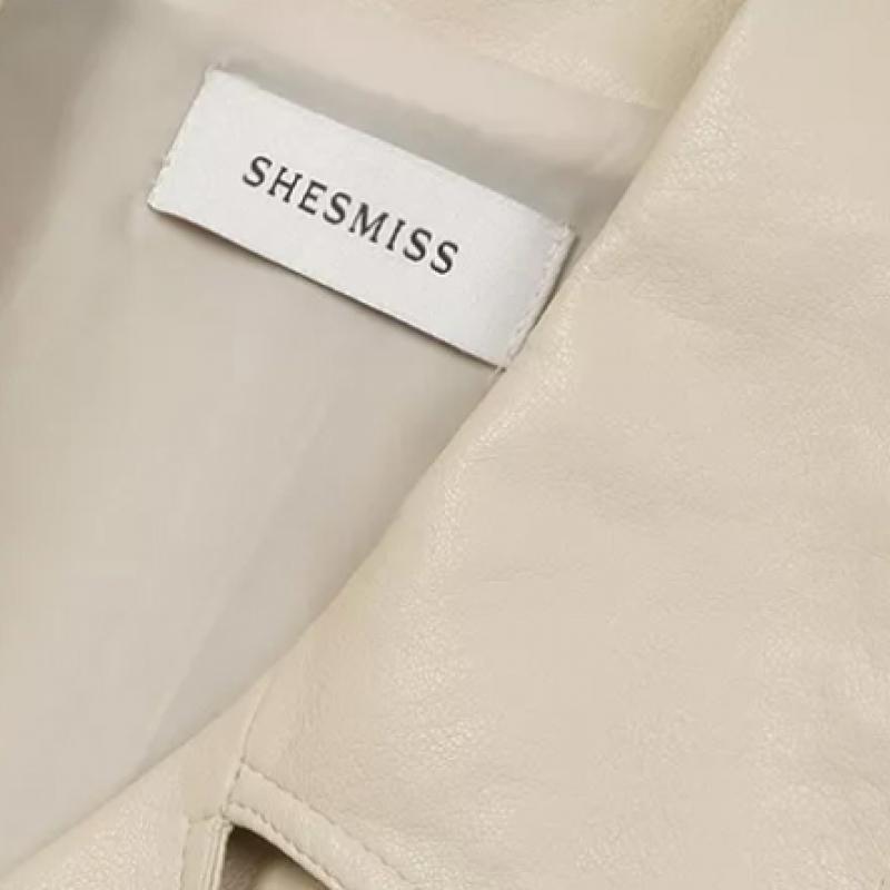 She S miSS  drawString Belted Leather veSt  Price  248 000 Won