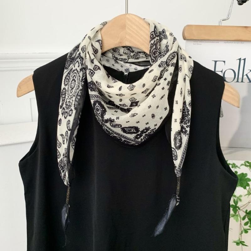 Cashew flower silk scarf new simple printing headscarf decorative scarf scarf small shawl triangular scarf tied waist