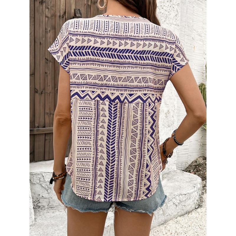 Geometric Pattern Round Neck Short Sleeved Shirt Top