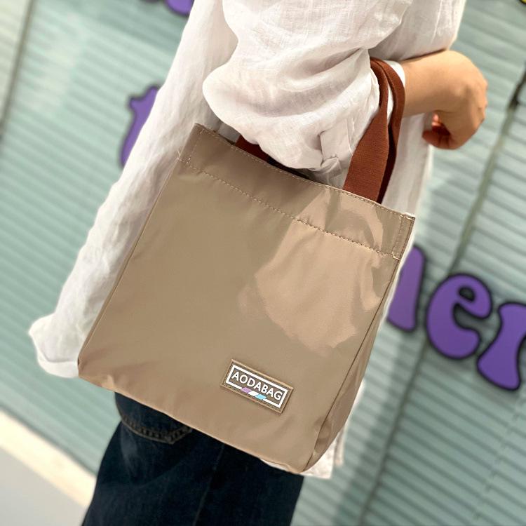 Geantă de mână izolată coreeană cu blocuri de culoare pentru prânz pentru femei