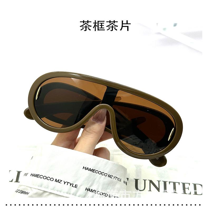 

New Large Frame Connected Sunglasses Men In Europe And The United States Future Wind Hip-Hop Personality Punk Sunglasses Fem with box