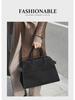 The Row – Margaux 15 – Tragetasche aus Wildleder im Retro-Look