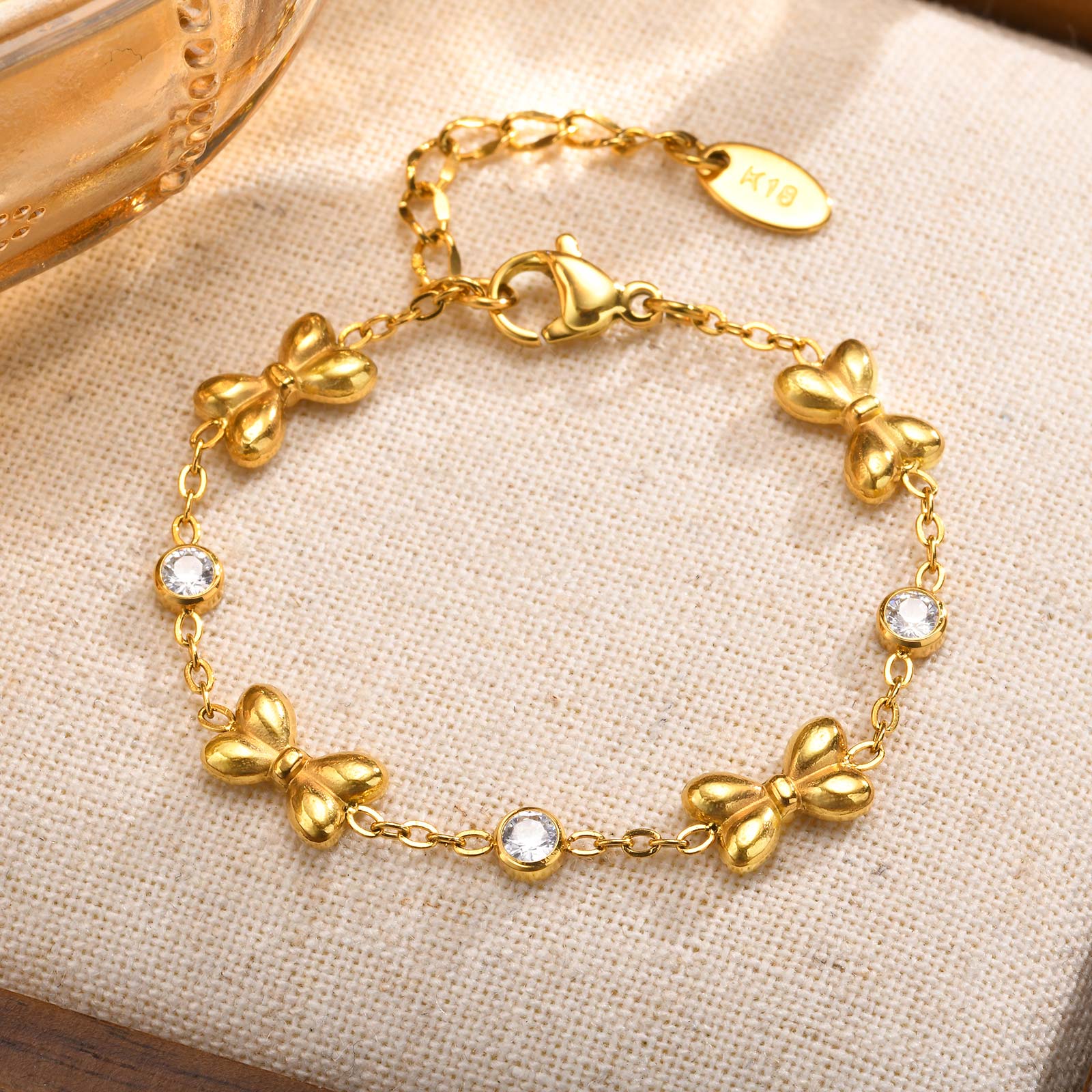 

Exquisite Small Square Chain Bracelet for Women Girls, Gold Color Stainless Steel Bubble Buckle Bracelets,Fashion Jewelry Gifts