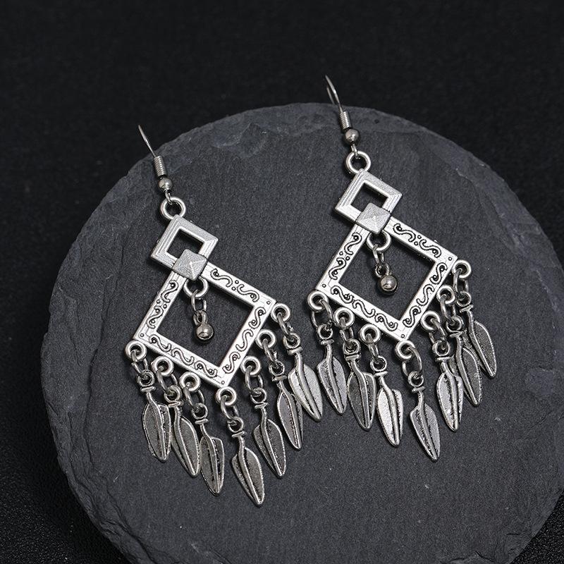 Retro Tibetan silver fringed earrings women's long temperament versatile earrings fashion personality vacation earrings