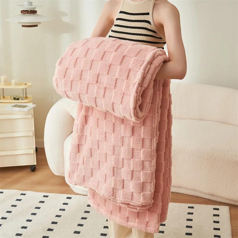 Waffle Plush Multifunctional Blanket Plaid Soft Warm Throw Blanket 3D Checkered Striped Lightweight Blanket All Seasons