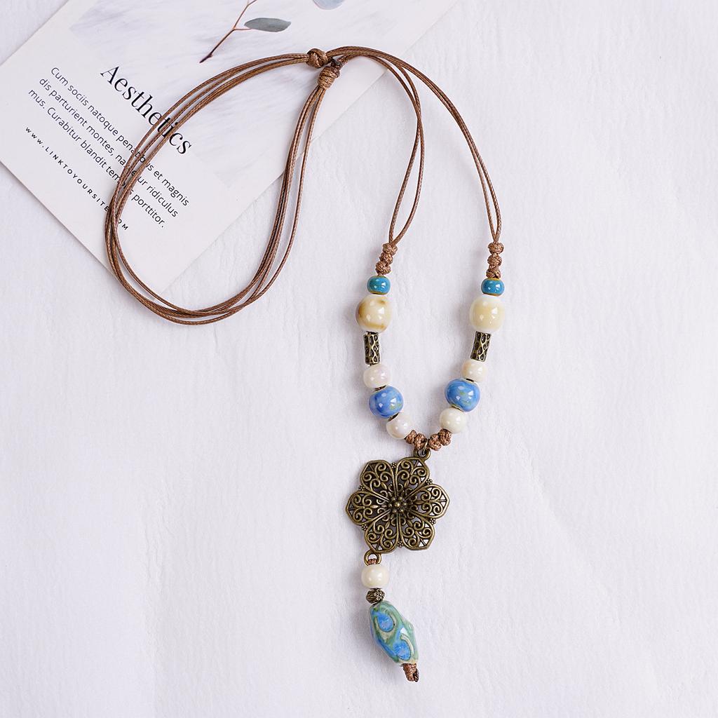 Winter New Factory Direct Sales Ceramic Niche Design High-end Necklace Ceramic Sweater Chain Accessories