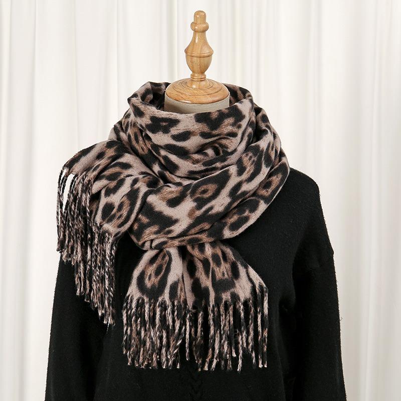 New Fashion Leopard Print Scarf Women's Winter Versatile Thickened Imitation Cashmere Shawl Dual-purpose Scarf