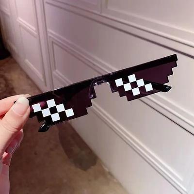 2Pcs Mosaic Sunglasses Party Retro Sunglasses Pixel Style Sunglasses Funny Glasses Pixel Sun Glasses