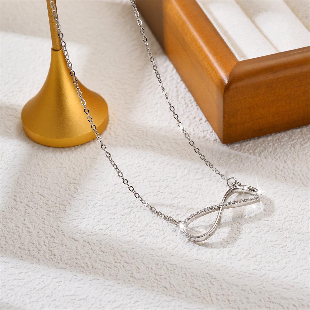 Simple Fashion Titanium Steel Women's Necklace - Non-fading, Luxurious, Versatile, Korean Style Clavicle Chain