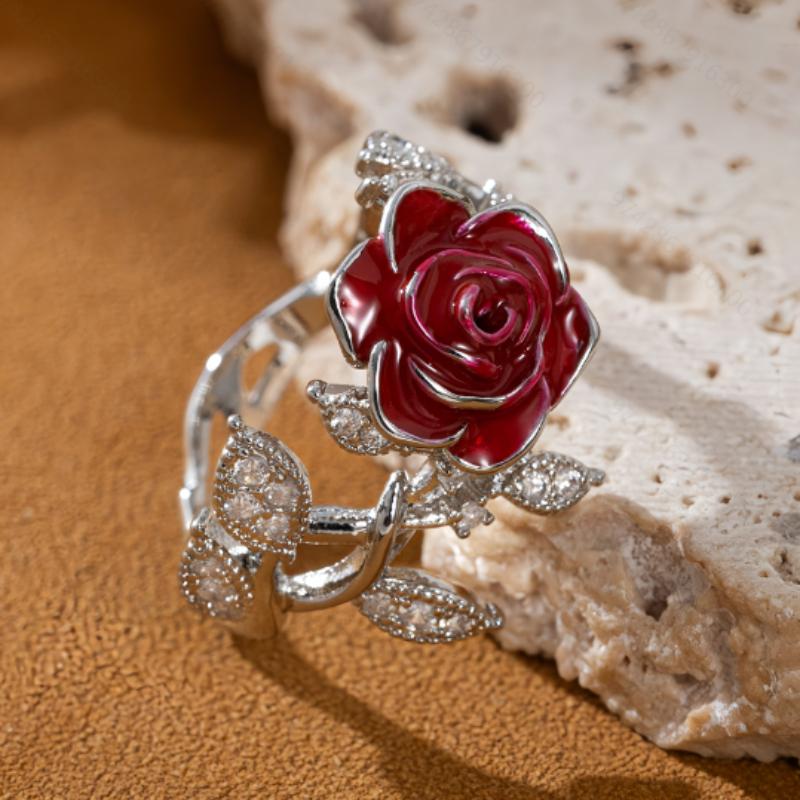 Luxurious Sparkling Zircon Red Rose Flower Ring, Suitable As A Jewelry Gift for Valentine's Day Parties To Give To Girlfriends