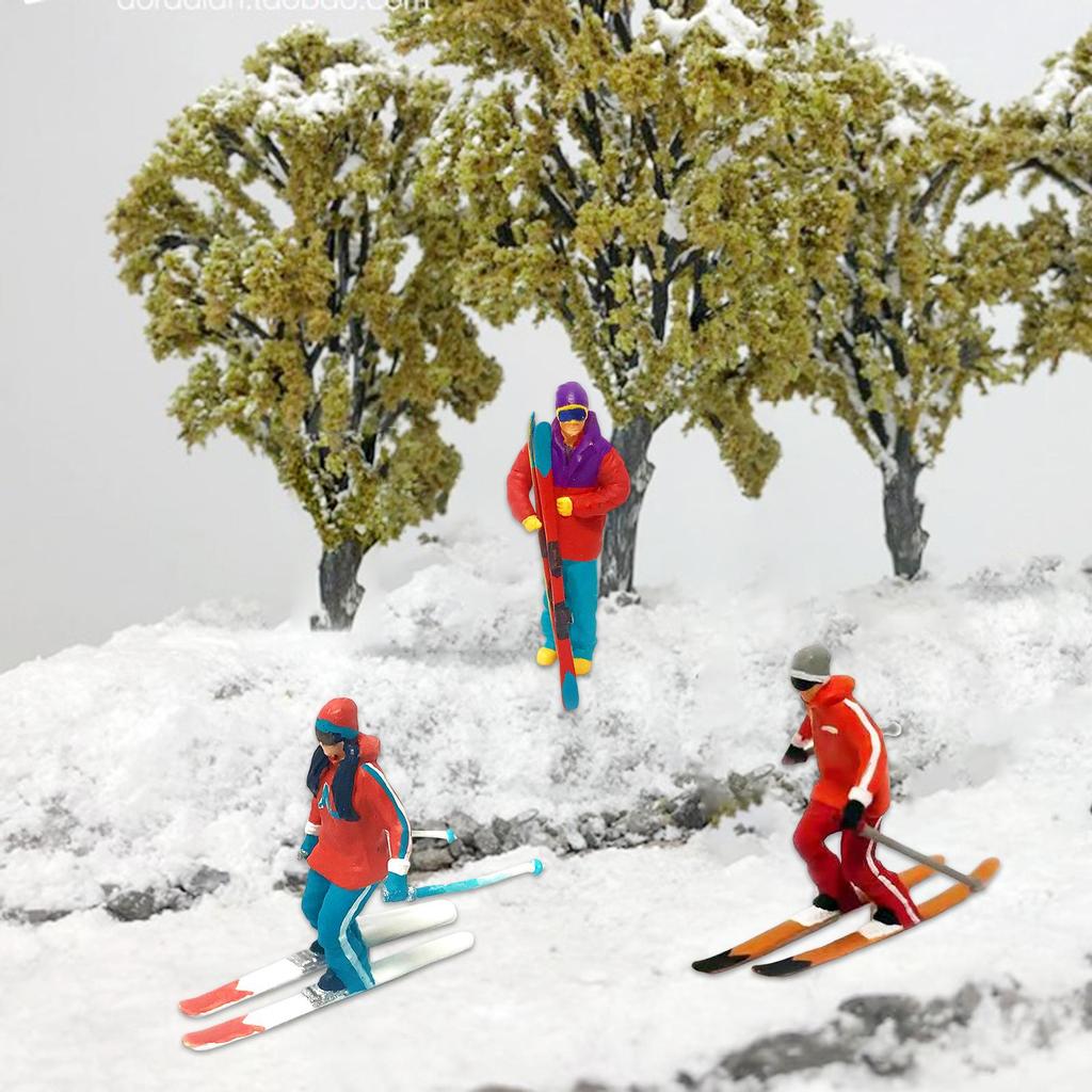 Model Skiing Figures Ornament Wheel