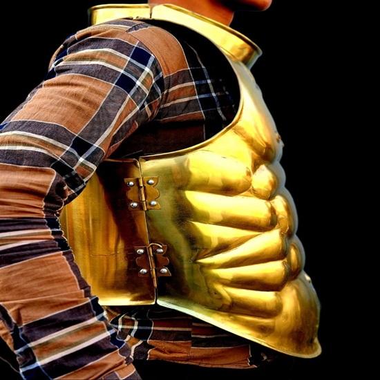 Złota średniowieczna kurtka małży do cosplayu, odgrywania ról i walki najlepszy prezent na Halloween