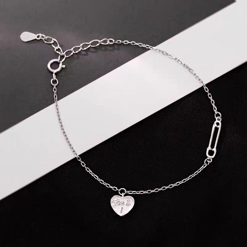18K Gold-Plated Heart Tag Bracelet: S925 Silver, High-End, Versatile, Light Luxury Design for Women.