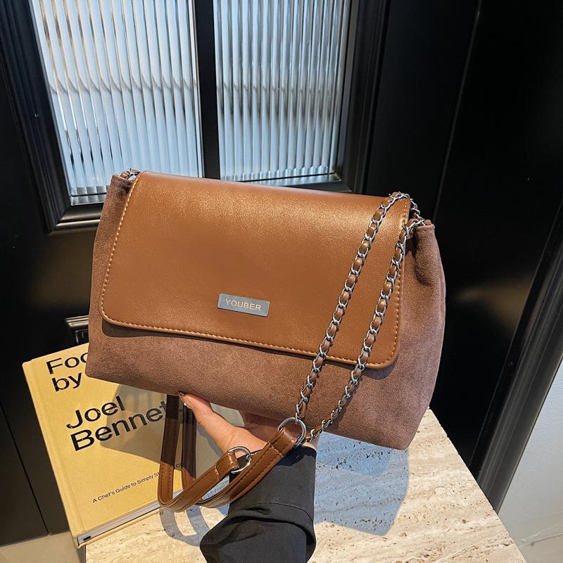 Retro fashion commuter chain underarm bag women's new autumn and summer simple large-capacity shoulder bag messenger bag