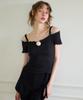 Salon De Yon Corsage Point Strap Off Shoulder T_ Black