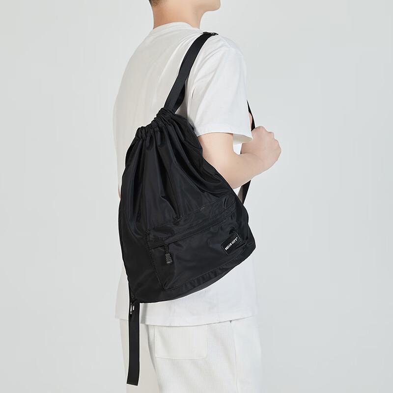 

DG0301 Drawstring Multifunctional Backpack