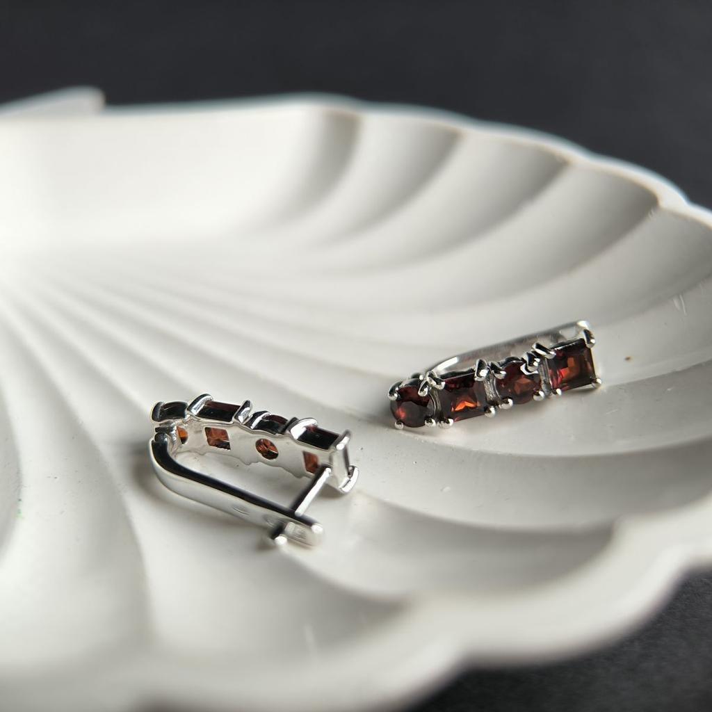 Серебряные серьги с натуральным гранатом 2.875ct (2181996)