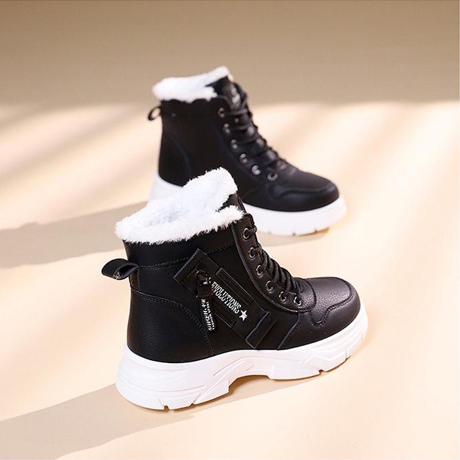 Winter Thick Women's Snow Boots with High Top and Velvet Thick Bottom Women's Shoes Warm and Anti Slip Women's Cotton Shoes