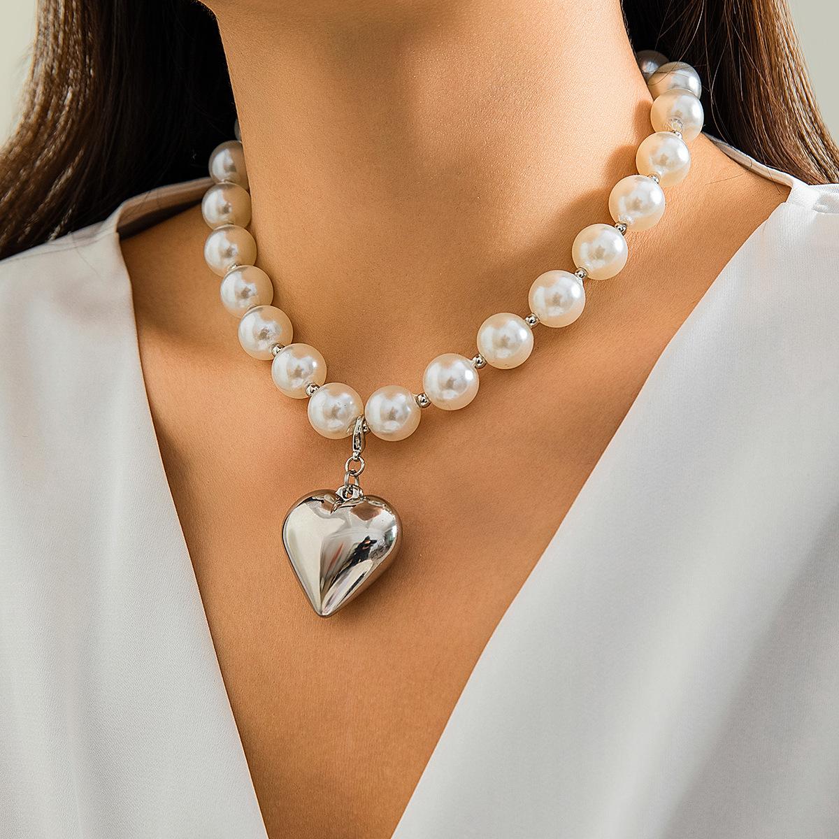 

Personalized Cyberstyle Multi-layer Round Bead Peach Heart Necklace