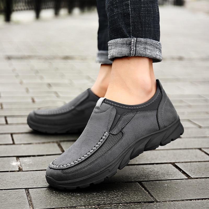 Men Casual Shoes Soft Loafers Sneakers  New Fashion Handmade Retro Leisure Loafers Shoes Leather Luxury Designer Men Shoes