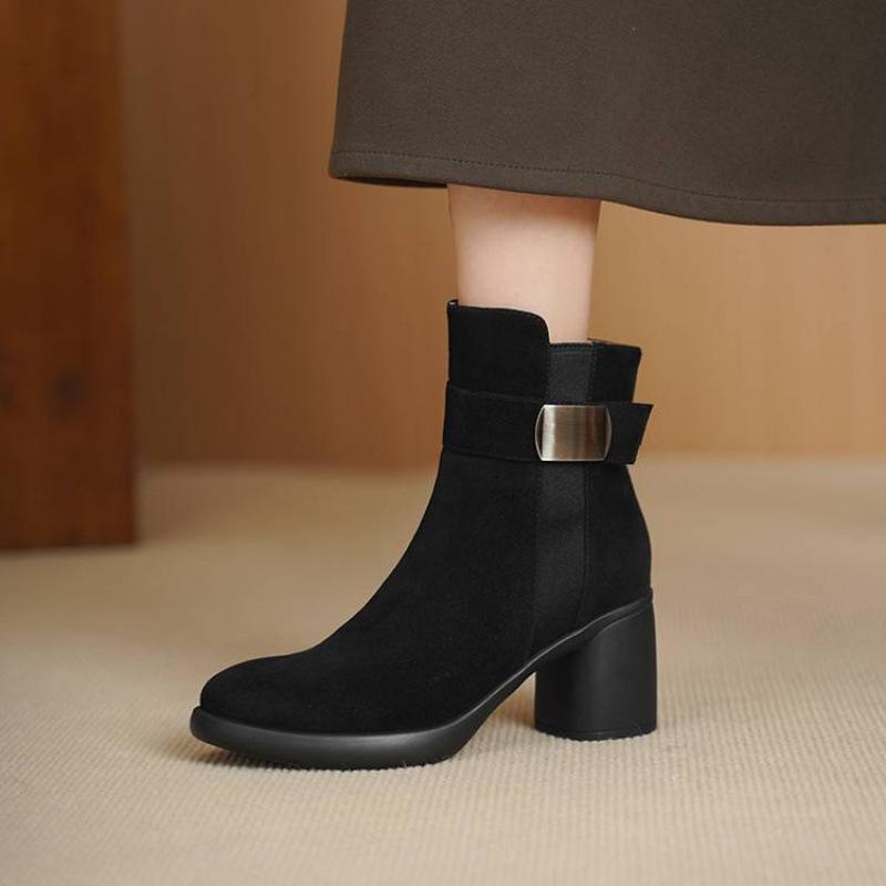 Autumn and Winter Women's Sheepskin Low Boots Solid Color Medium Heel Thick Sole Non-slip New Rubber Sole Leather Large Size Fashion Boots