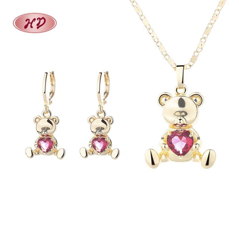 Hengdian Joyeria Chic 18K Gold Plated Brass Earrings Necklace Set With Cute Zircon Bear Design for Women Fashion Jewelry Set