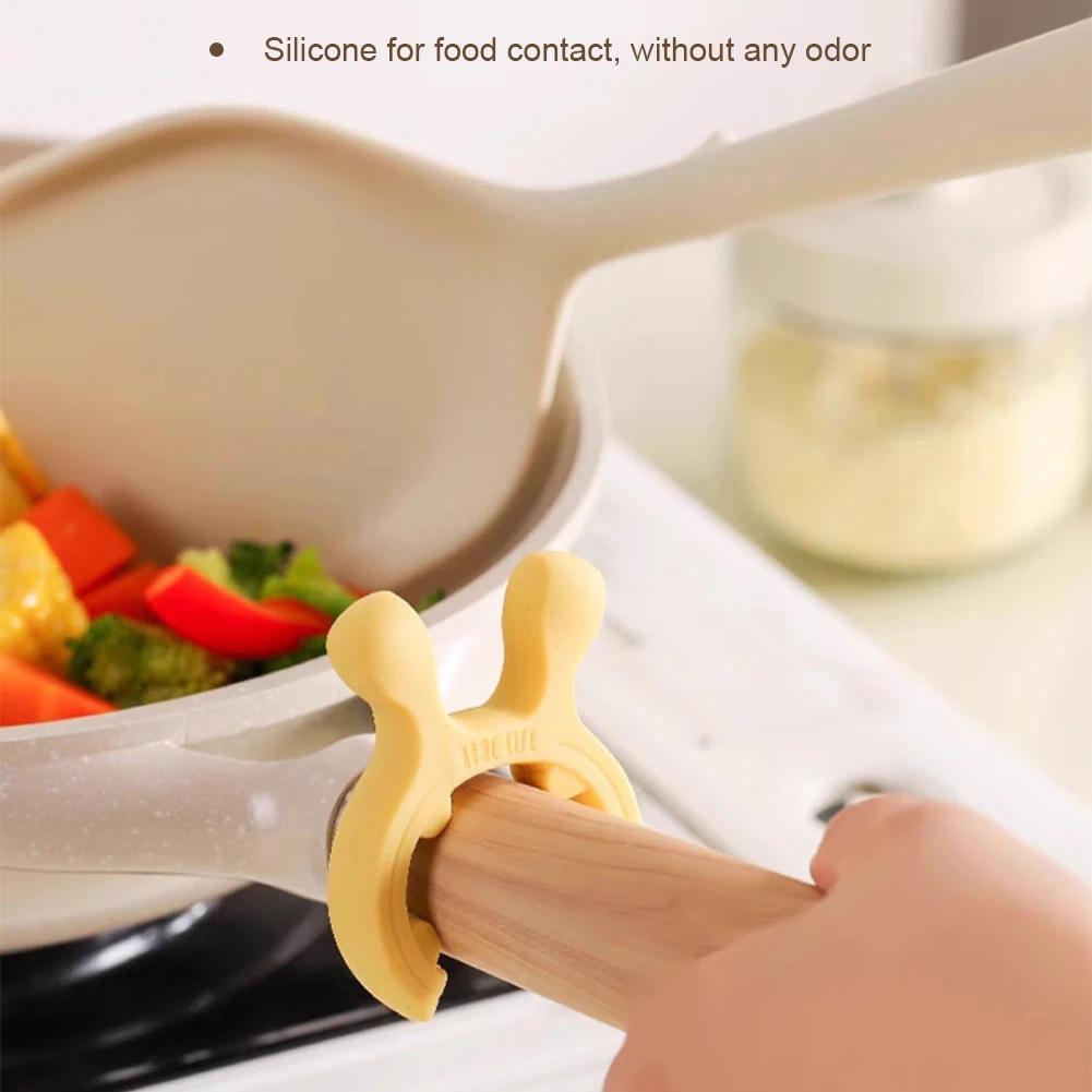 Food Grade Silicone Spoon Home Kitchen Holder Clip Multifunctional Clip Spoon Holder Anti Scald and Anti Overflow Storage Rack