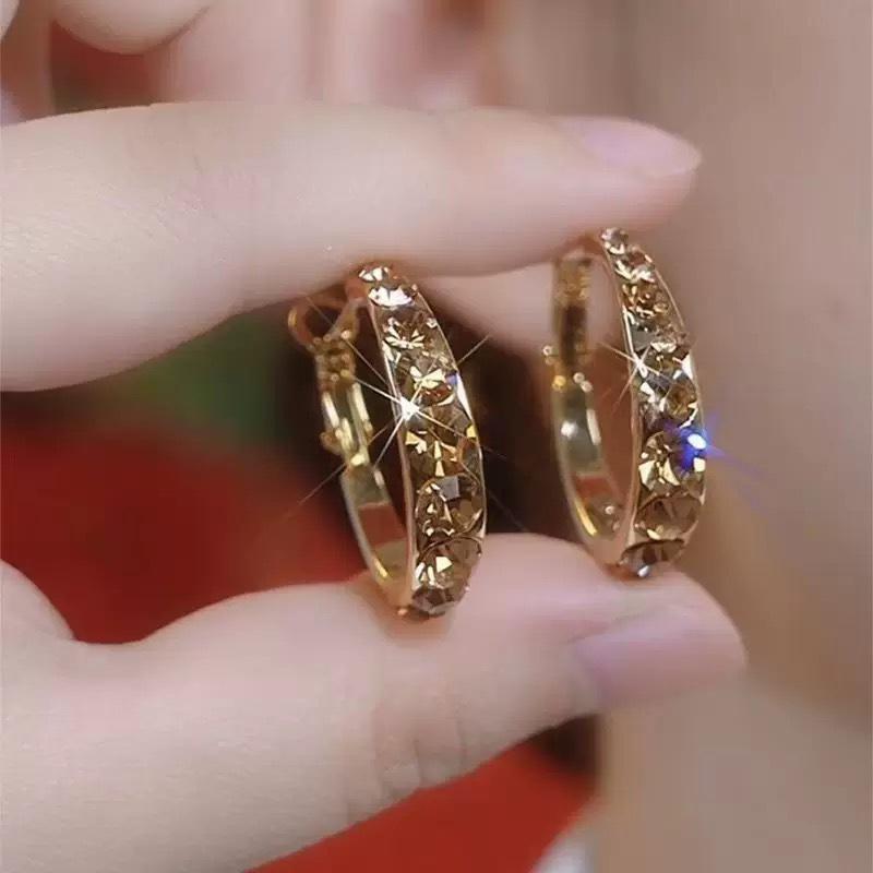 New trendy super flash rhinestone loop earrings women, retro design Maillard geometric Internet celebrity earrings