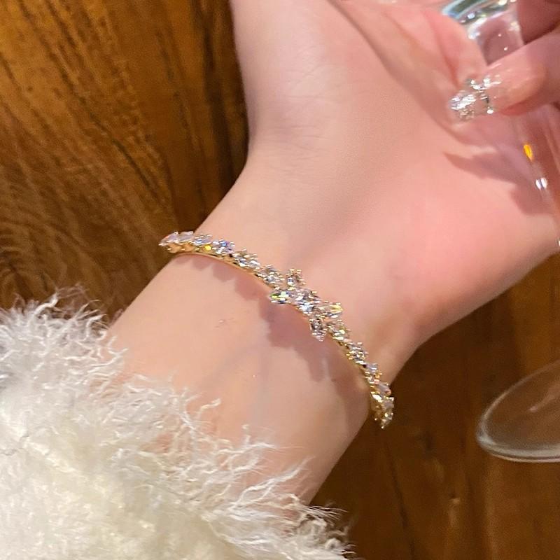 1PC Delicate Bow Adjustable Bracelet Bangle Luxury Fashion Rhinestone Crystal Bracelets for Women Girls Wedding Wristband Jewelry