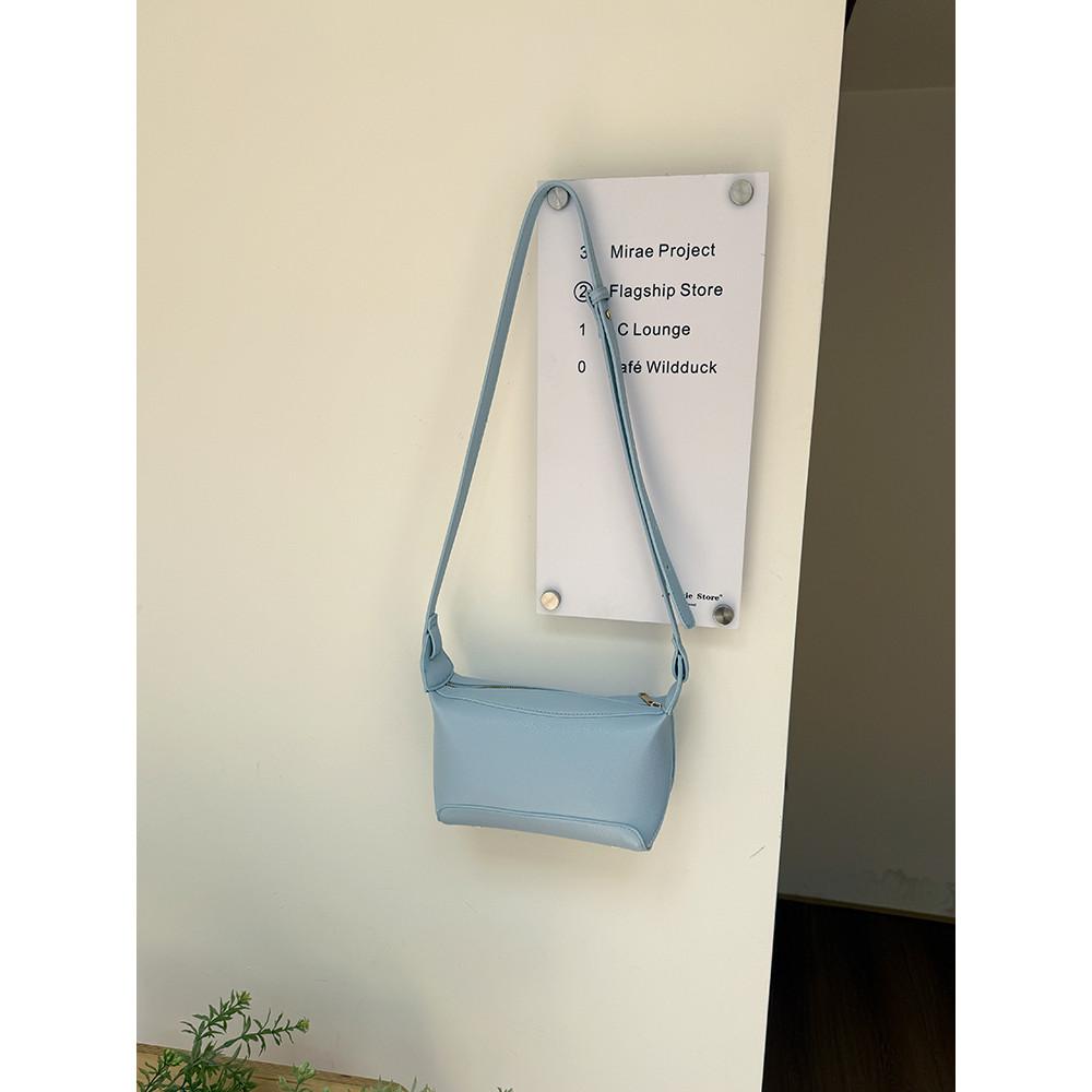 IELGY Simple All-Match Cross-Body Dumpling Bag Fashion Commuter Women s Underarm Small Square Bag