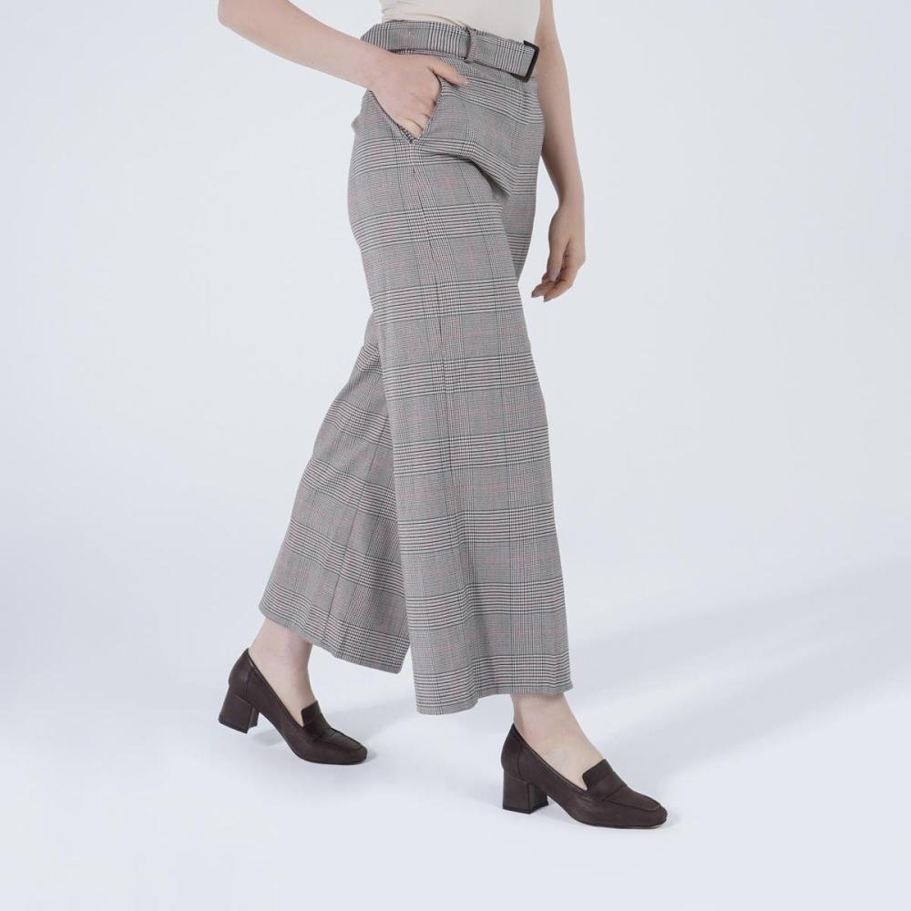 

Женские мокасины из натуральной кожи на толстом каблуке