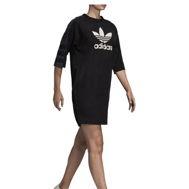 Adidas Originální šaty s logem Trefoil, kulatým výstřihem, slim fit, ležérní sportovní, s dlouhým rukávem, dámské šaty, černé DP8593