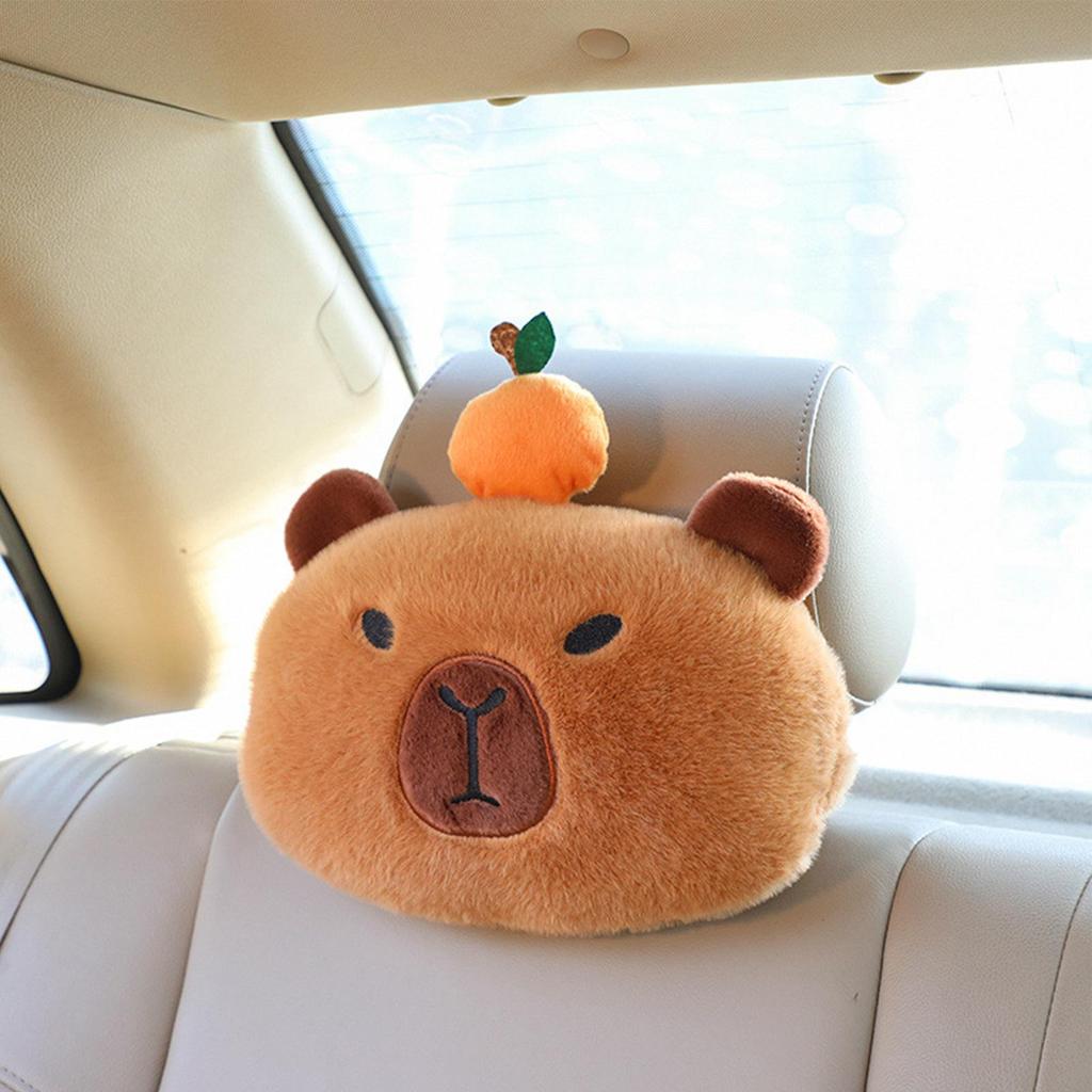 Süßes Capybara Auto Kissen Auto Kopfstütze und Sicherheitsgurt Schulterpolster Capybara Plüschtier Auto Kissen Und Schultergurt für Autos LKW