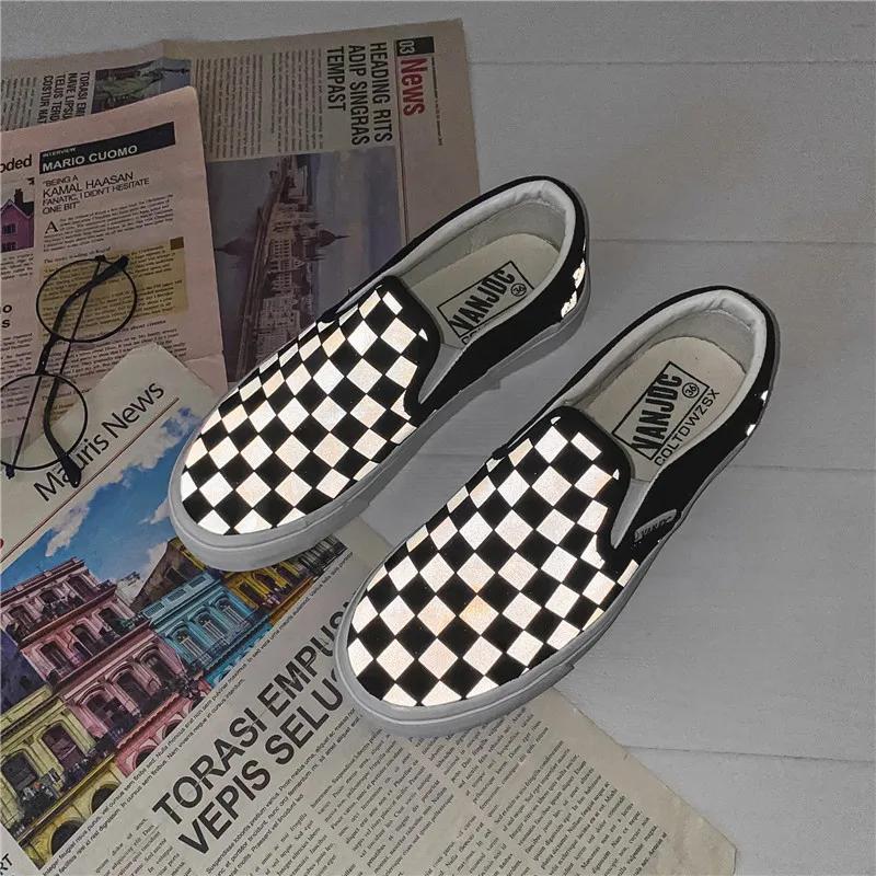 Spring Men Canvas Casual Shoes Trend Checkered Flat Skate Shoes Street Cool Slip-on Loafers