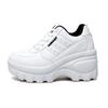 TUINANLE Weiße Keilabsatz Sneaker Damen Frühling Herbst Atmungsaktiv Klobige Plateau Sneaker Damen Zum Hineinschlüpfen Netz Laufschuhe