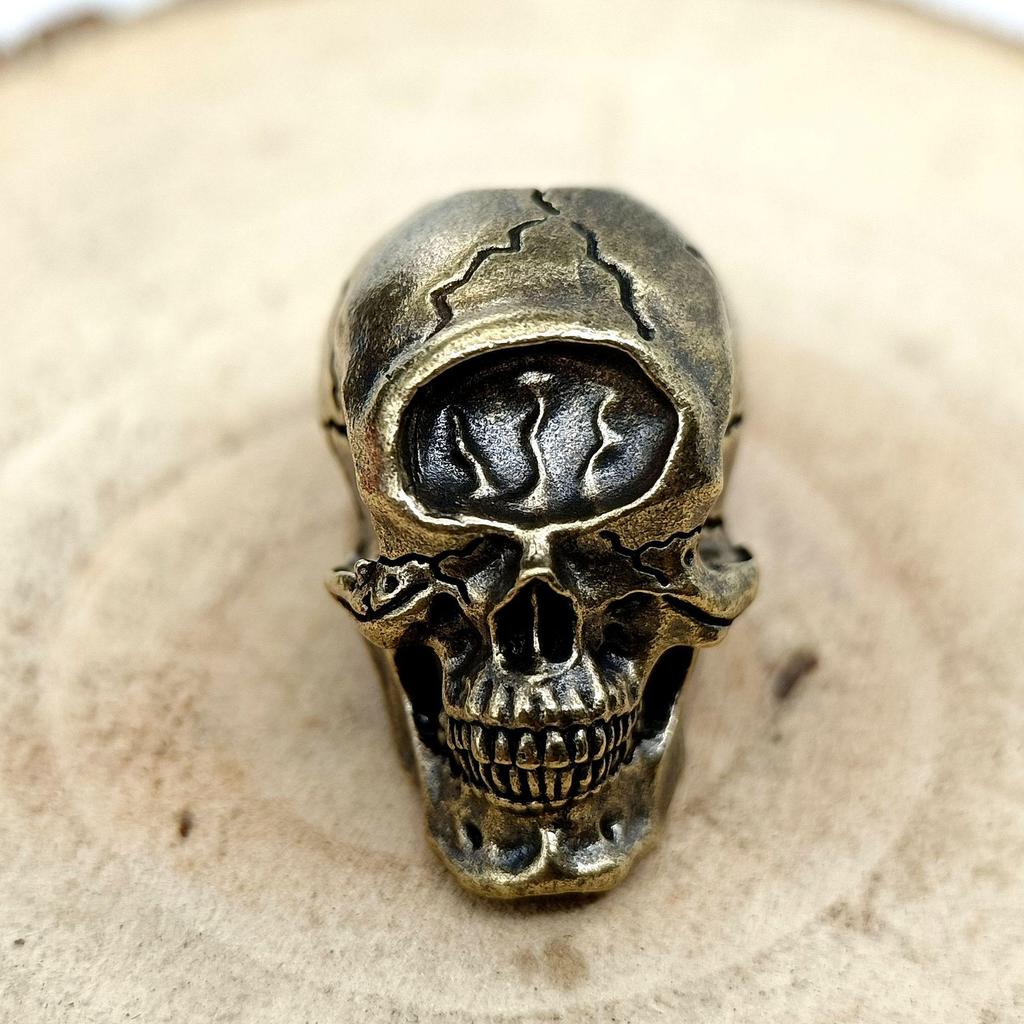 One-Eyed Skull Paracord Keychain DIY Pendant