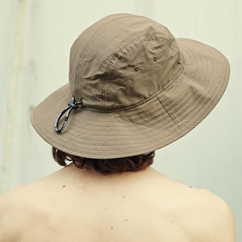 Gugimseukeompeoni 755 Beige Surfing Hat Gold Coast Professional