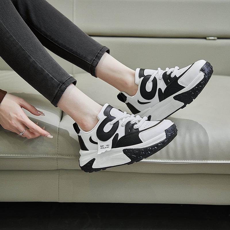 Fashion Spring Pink Platform Sneakers Thick Sole Leather Casual Shoes Women Chunky Sneakers Slip On Casual Sports Shoes For Women