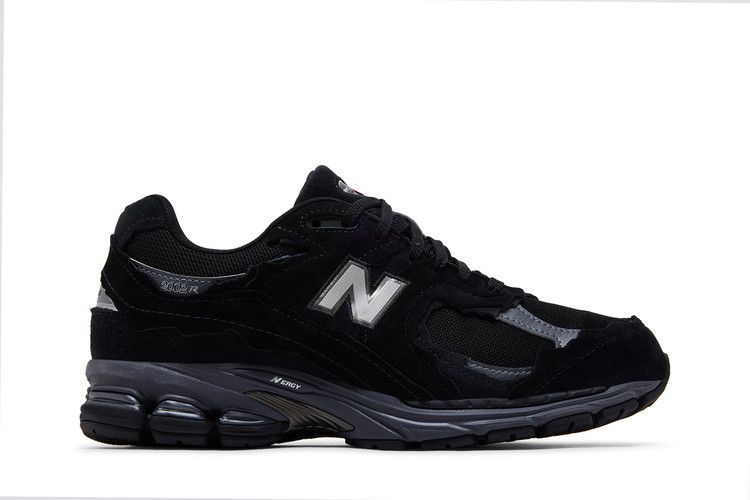 New Balance 2002R Gore-Tex Protection Pack Black Magnet